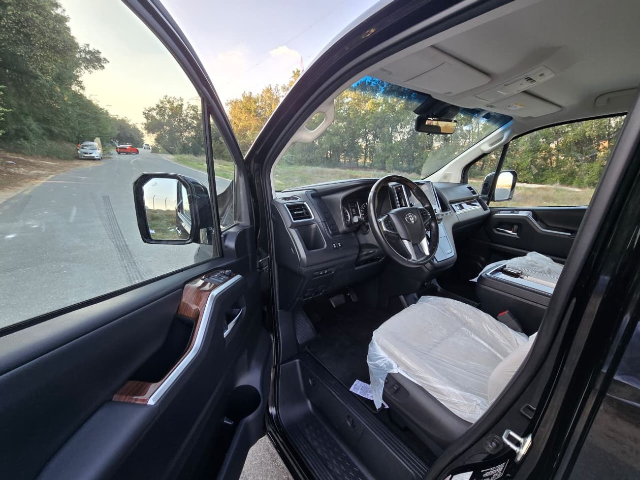 تويوتا جرافينا 3.5L Premium