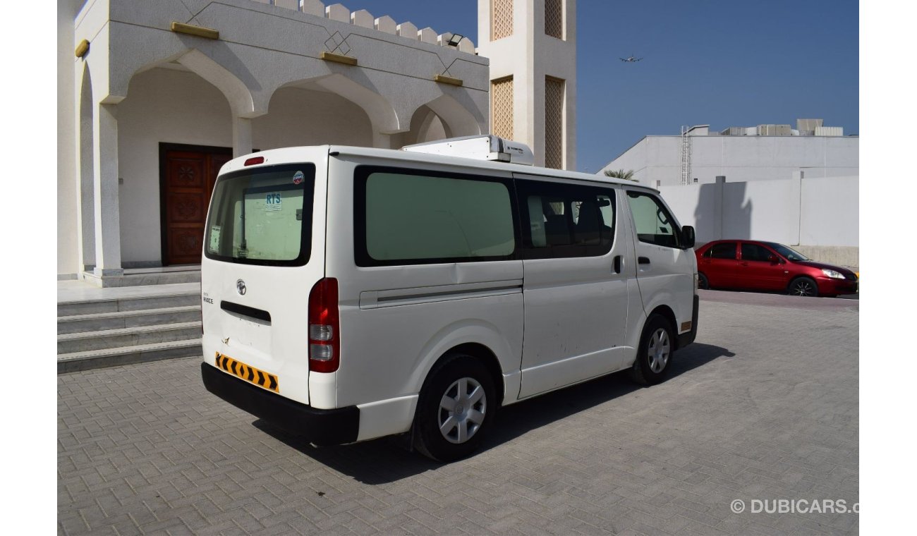 Toyota Hiace Toyota Hiace 6 seater chiller van, model:2015. Excellent condition