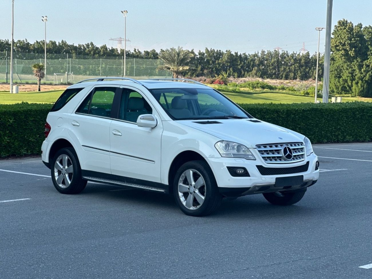 Mercedes-Benz ML 350 MODEL 2009 GCC CAR PERFECT CONDITION INSIDE AND OUTSIDE FULL OPTION SUN ROOF
