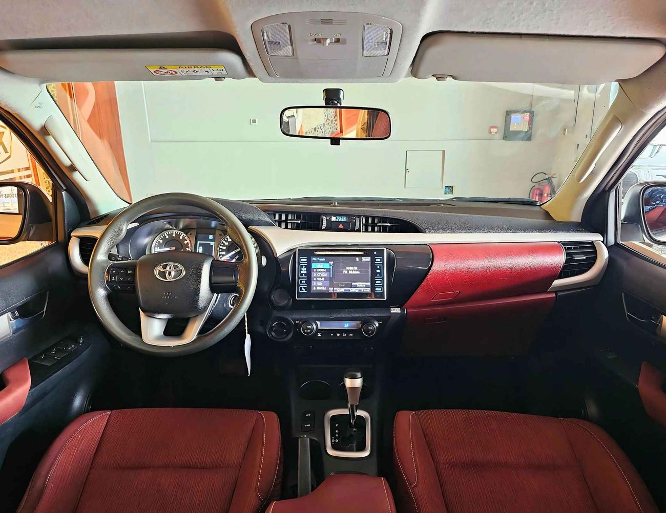 تويوتا هيلوكس SR5 /WIDE BODY/ PETROL A/T / 2.7L V4 4WD / ONLY FOR EXPORT /LOT#49663