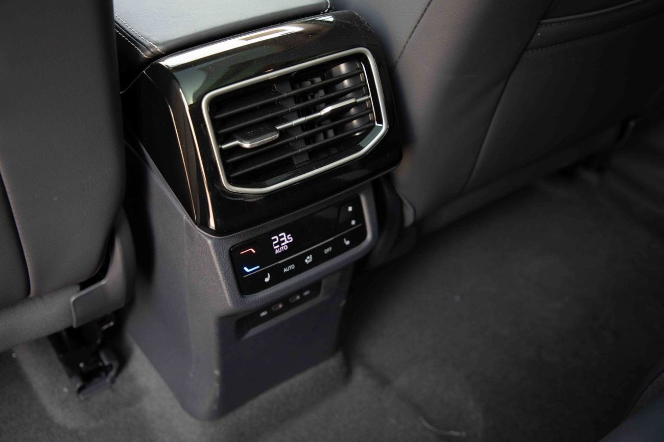 فولكس واجن ID.6 2024 Volkswagen ID6 Crozz Pro - Blue Inside Black | Export Only