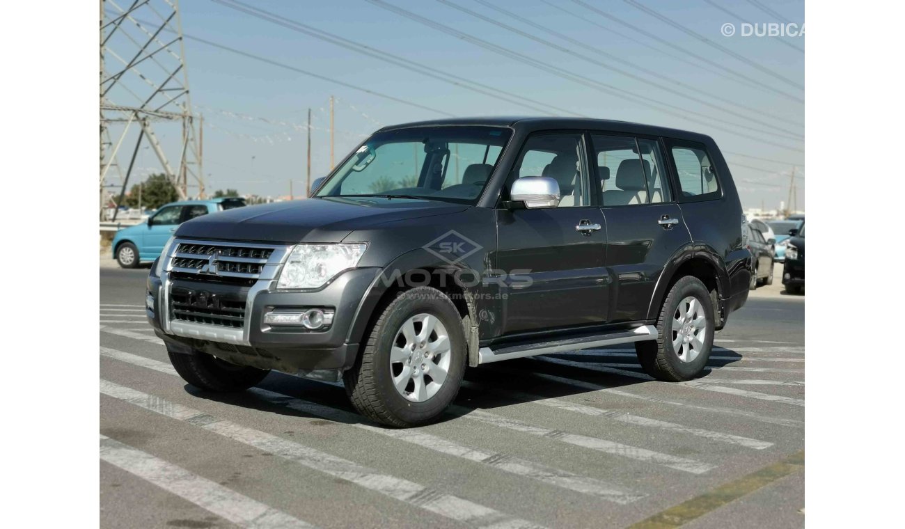 ميتسوبيشي باجيرو 3.5L PETROL, 17" ALLOY RIMS, KEY START, XENON HEADLIGHTS (LOT # 6060)