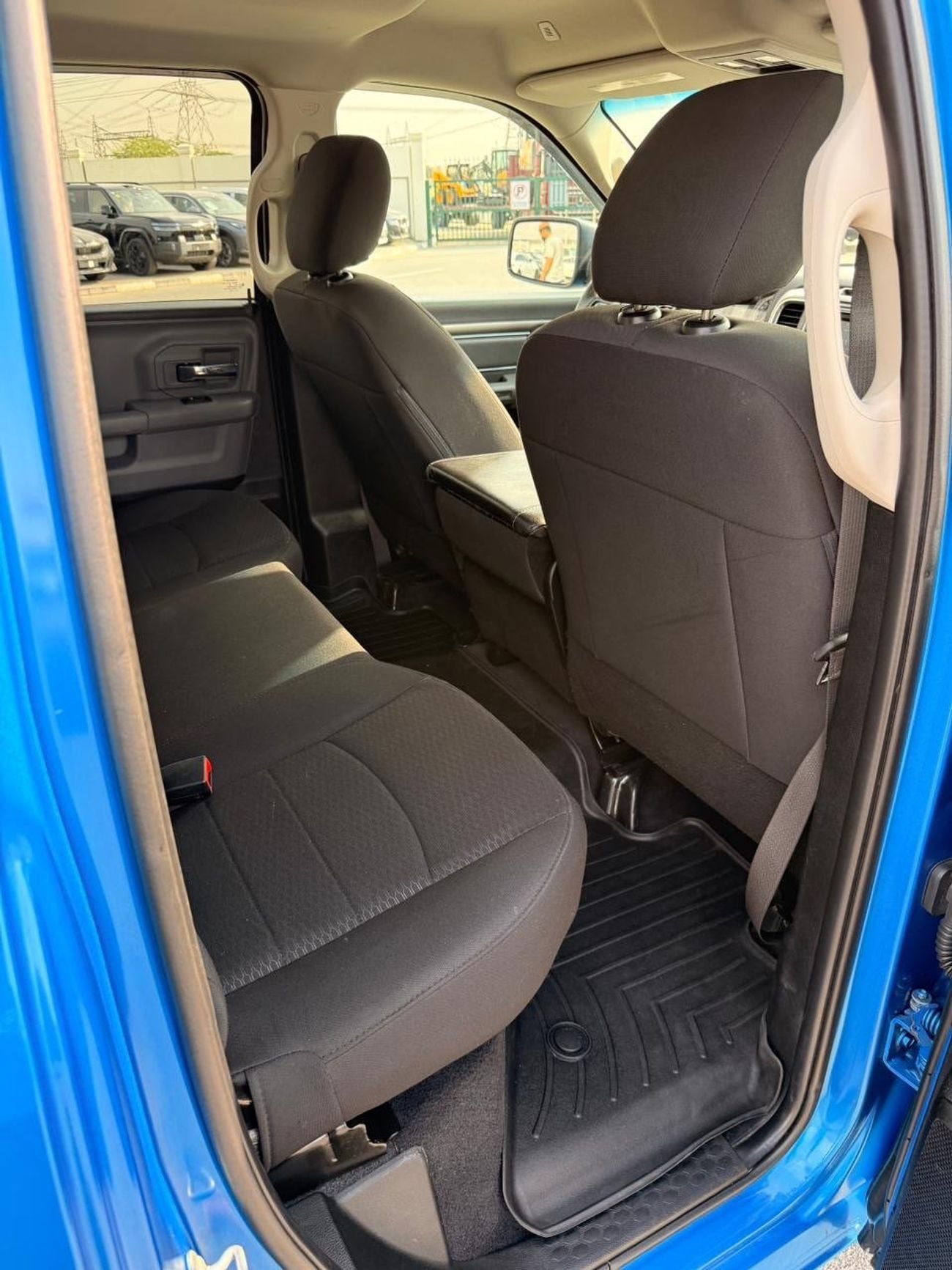 RAM 1500 REBEL 1 1500 Classic WARLOCK 4x4