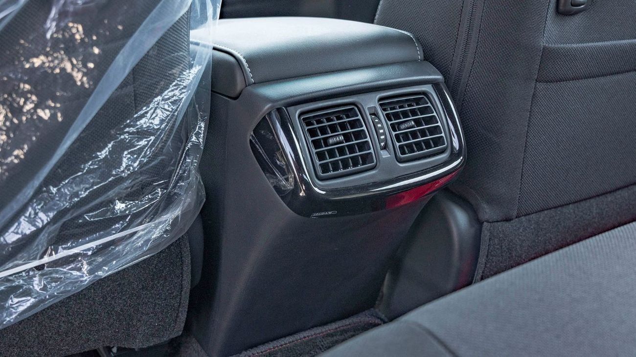 Toyota Hilux 2025 Toyota Hilux Adventure SR5 4.0L AT Petrol (White-Black)