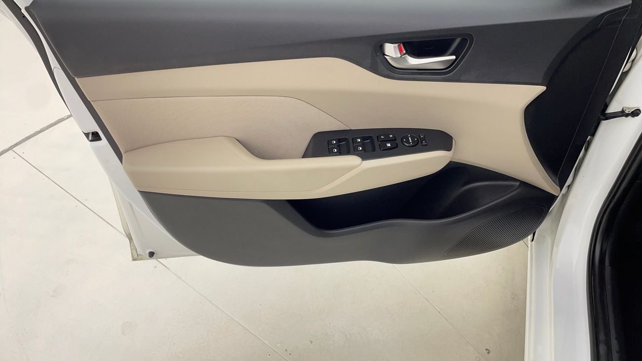 Hyundai Accent SMART 1.6 | Zero Down Payment | Free Home Test Drive