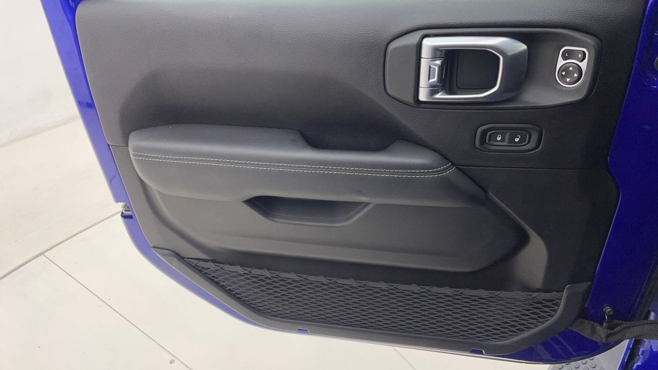 جيب رانجلر SAHARA 3.6 | بدون دفعة مقدمة | اختبار القيادة في المنزل