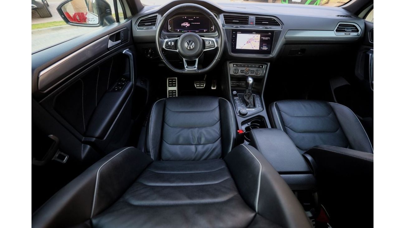 Volkswagen Tiguan Volkswagen Tiguan R-Line 2019 GCC under Warranty with Flexible Down-Payment/ Flood Free.