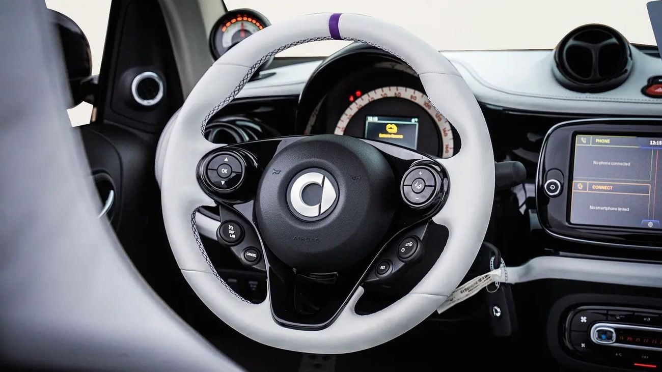 سمارت فورتو BRABUS Ultimate E 1 OF 50 LAMBORGHINI VIOLA PARSIFAE