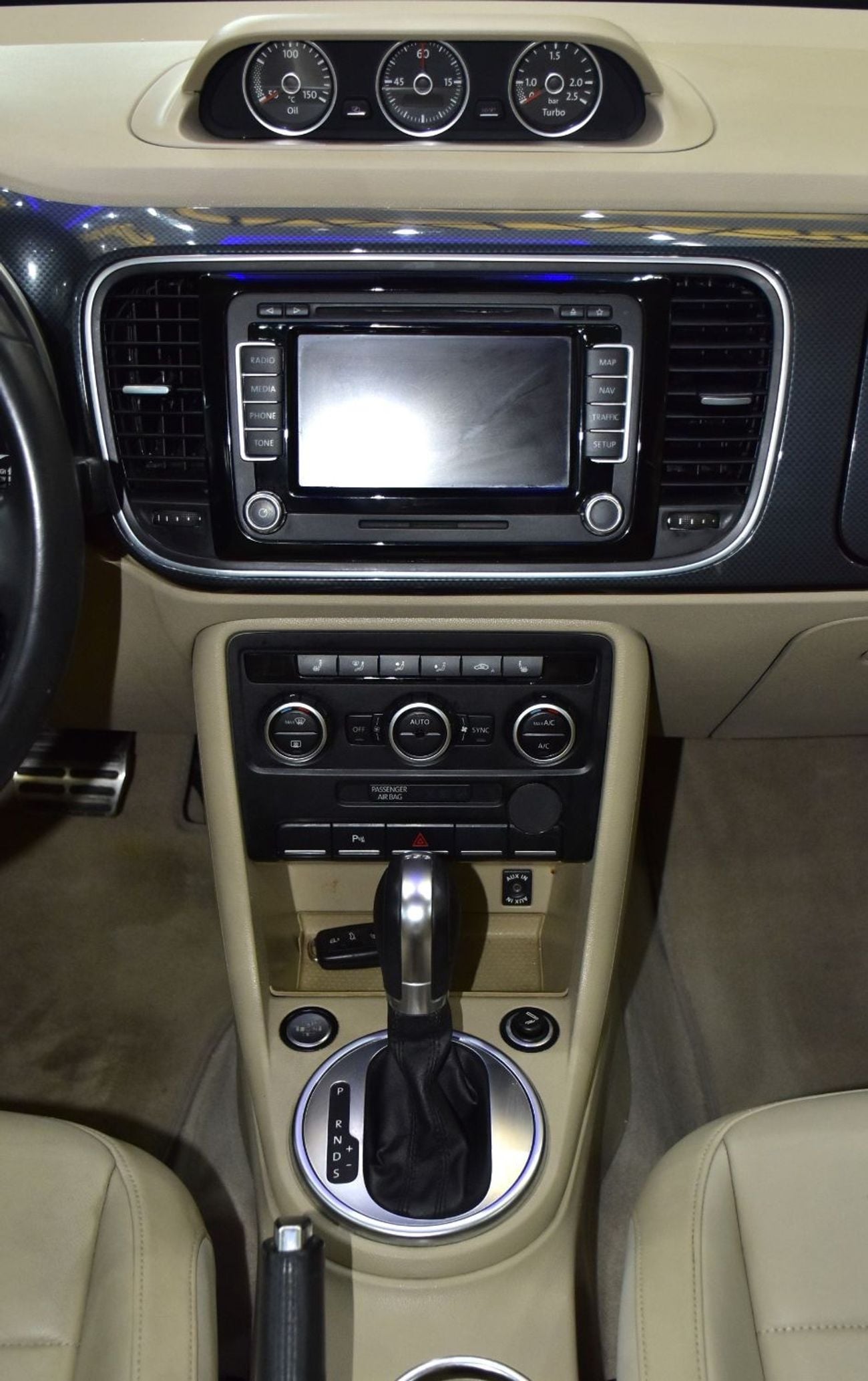 Volkswagen Beetle EXCELLENT DEAL for our Volkswagen Beetle ( 2015 Model ) in Blue Color GCC Specs