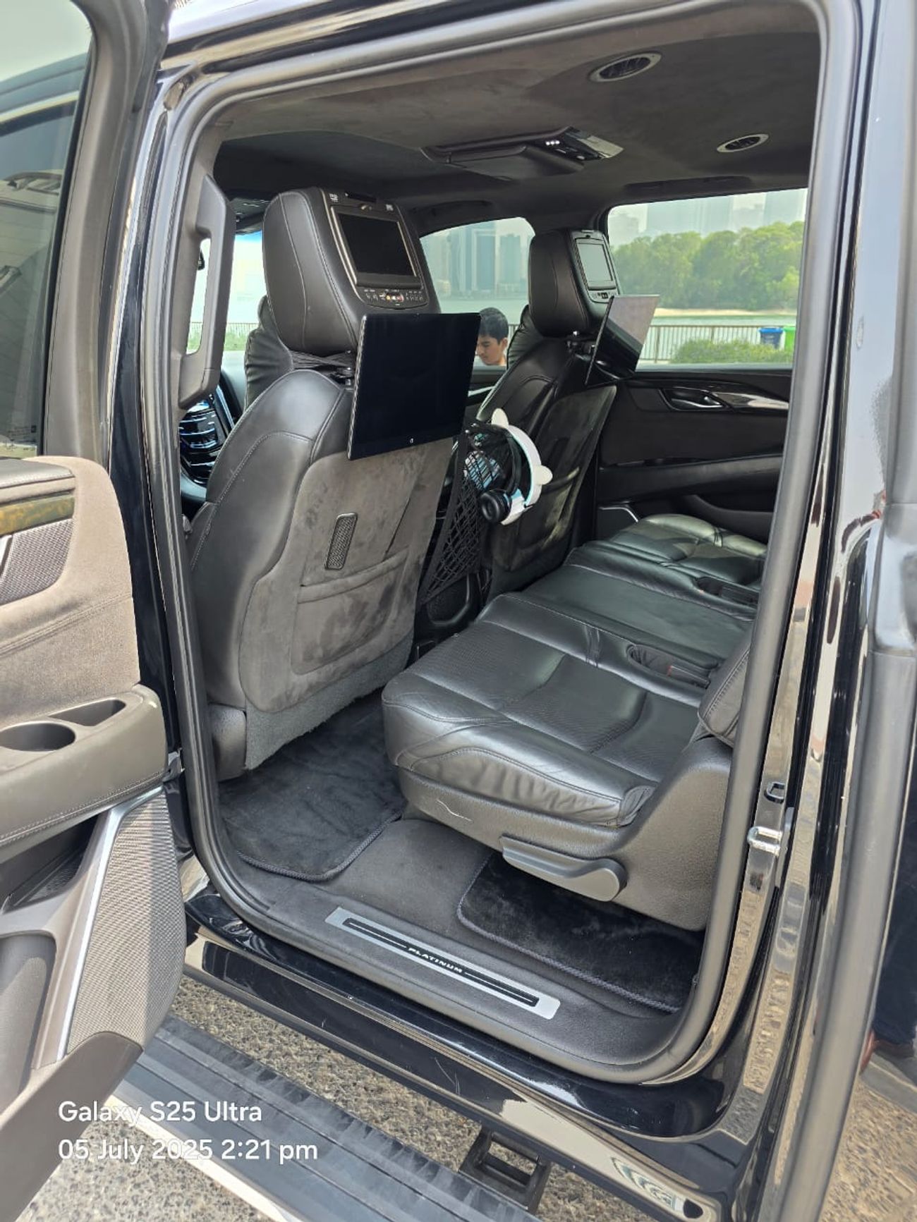 كاديلاك إسكالاد L Platinum 6.2L