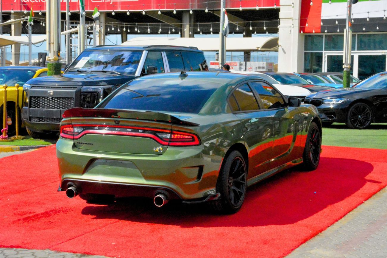 Dodge Charger SXT Mid 3.6L