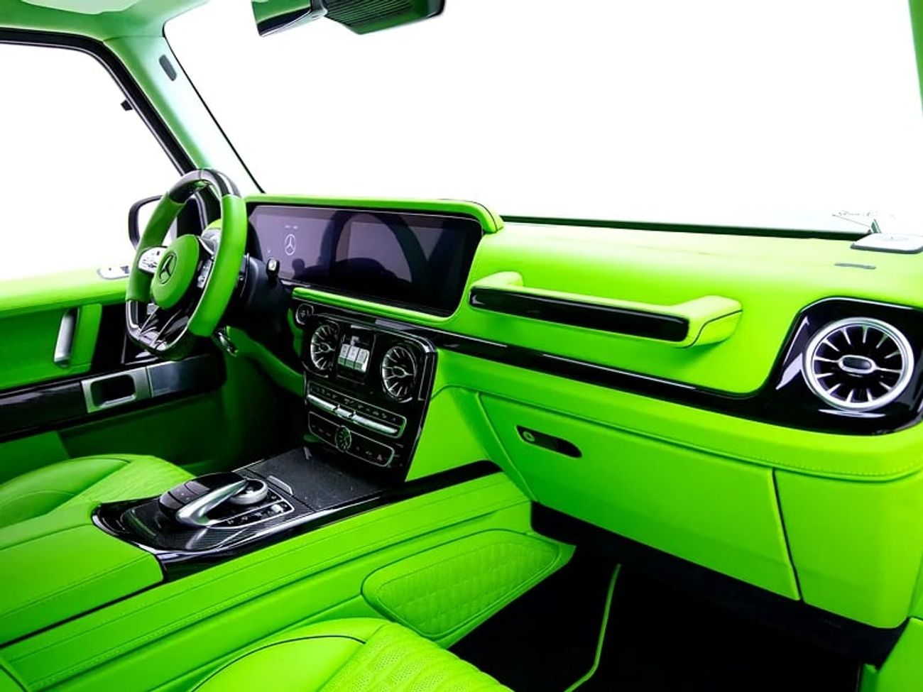 مرسيدس بنز G 63 AMG (Lumma Kit CLR G770) | GCC Spec | With Warranty and SC