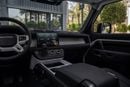 Land Rover Defender 110 S P400 Clean title 2 keys Zero KM Brand New