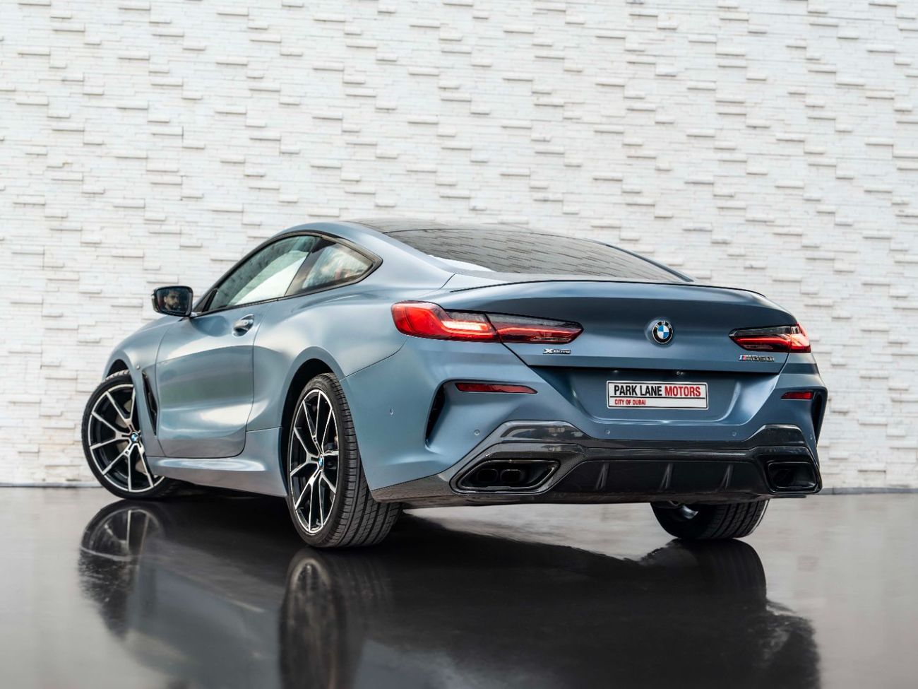 بي أم دبليو M850i Carbon Edition 4.4L