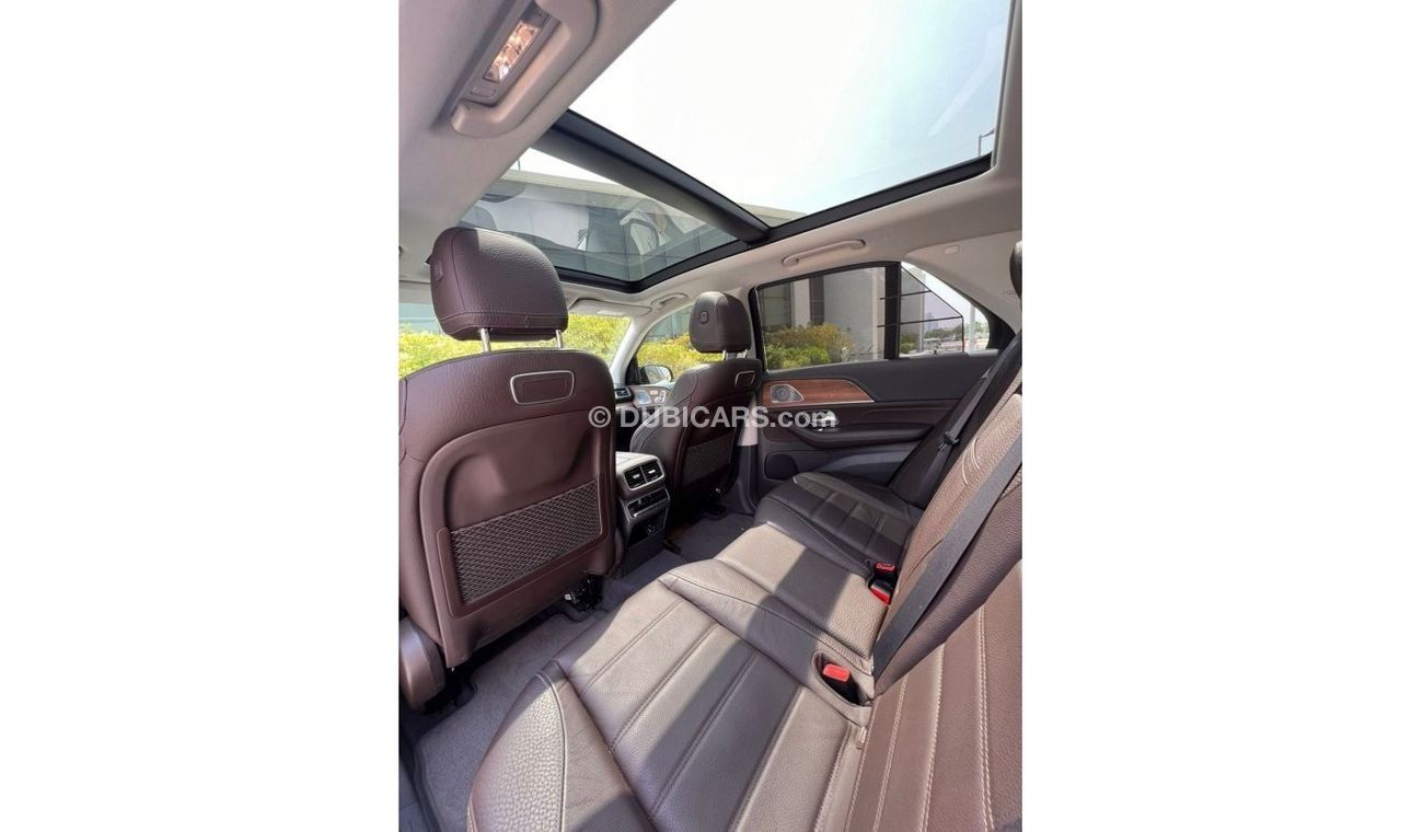 Mercedes-Benz GLE 450 AMG Mercedes GLE 450 AMG Panoramic V6  Head-up Display  2020 GCC Service Contract  Under Warranty
