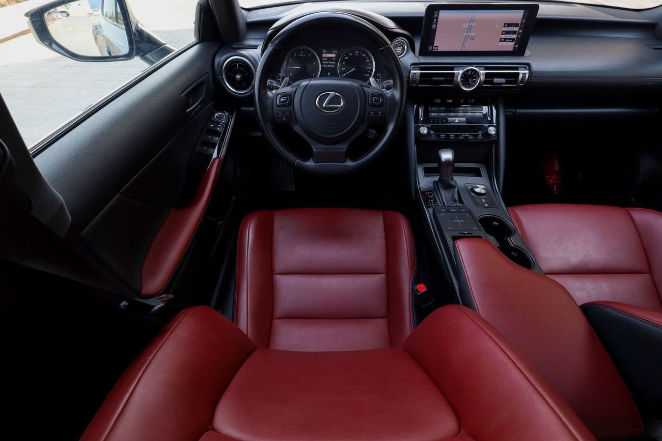 Lexus IS300 Premier Lexus IS300 2021 GCC under Warranty with Flexible Down-Payment/ Flood Free.