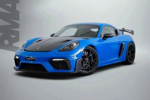 بورش كايمان 718 GT4 RS Weissach Pack