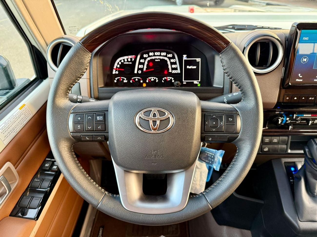 تويوتا لاند كروزر 70 HT VXR Toyota Land Cruiser (70 Series) (GRJ79) 4.0L AWD