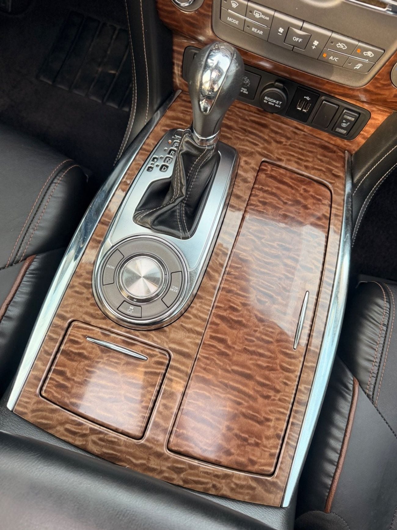 Nissan Armada SL Full option sunroof 360 cameras 2020 original paint