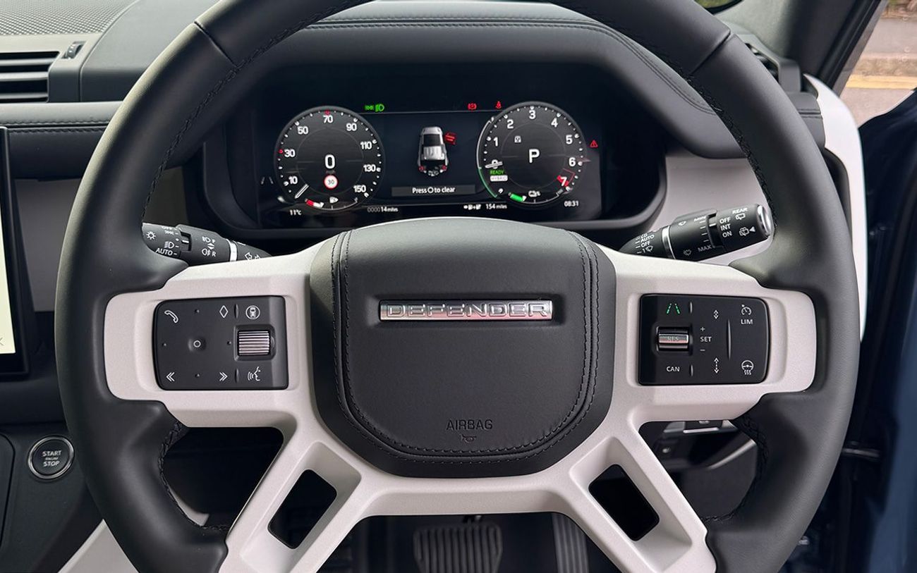 Land Rover Defender P300 110 2.0L (5 Seater) RIGHT HAND DRIVE