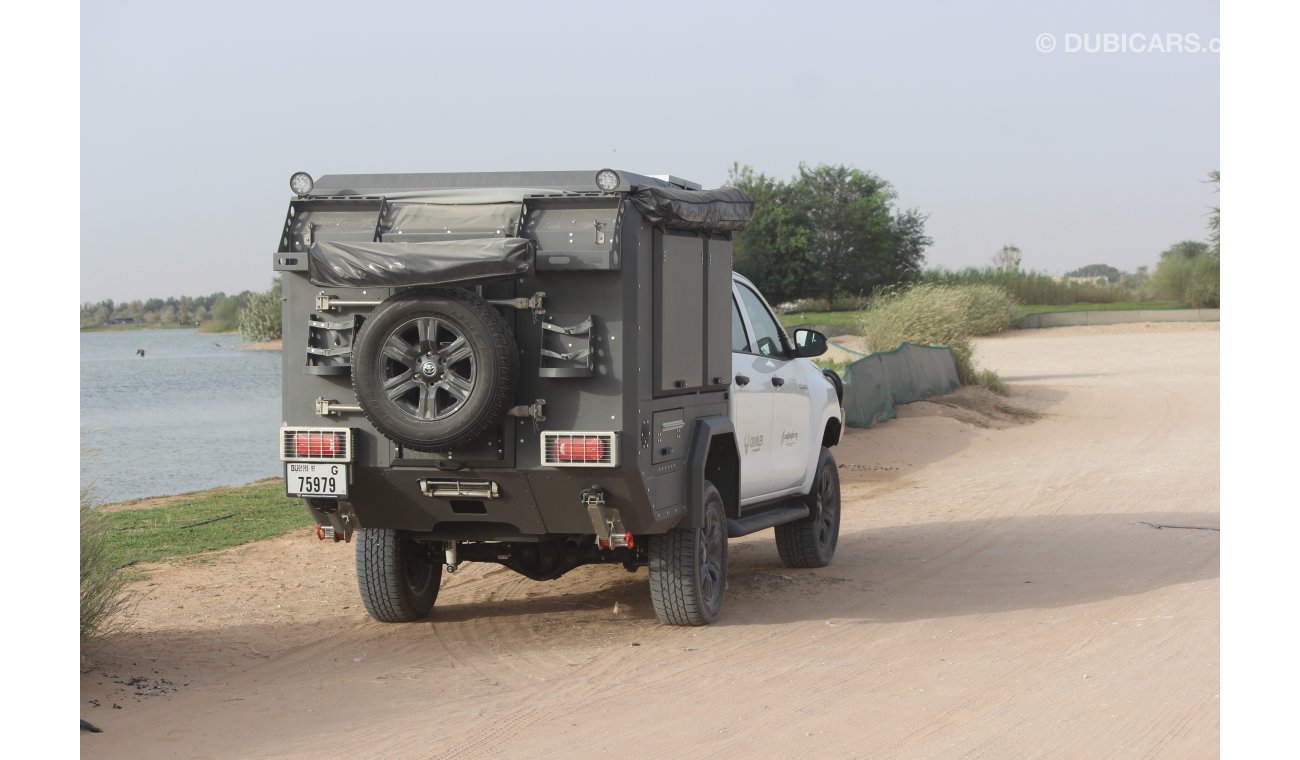 تويوتا هيلوكس 2.4 L Diesel 4x4 M/T Crawler Edition