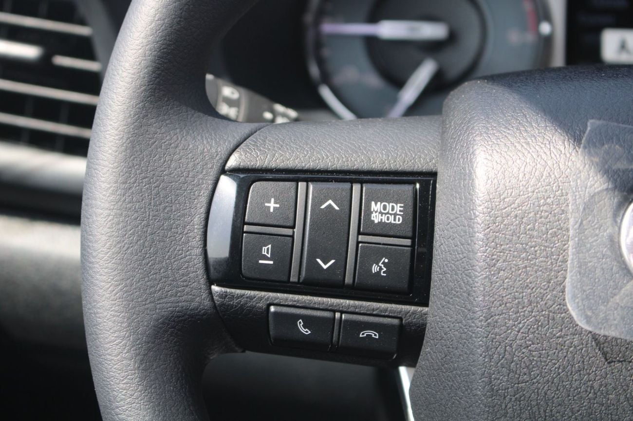 تويوتا هيلوكس TOYOTA HILUX 2.4L DIESEL 4 X 4 DOUBLE CABIN ACTIVE MANUAL TOYOTA HILUX 2.4L DIESEL 4 X 4 DOUBLE CABIN MANUAL