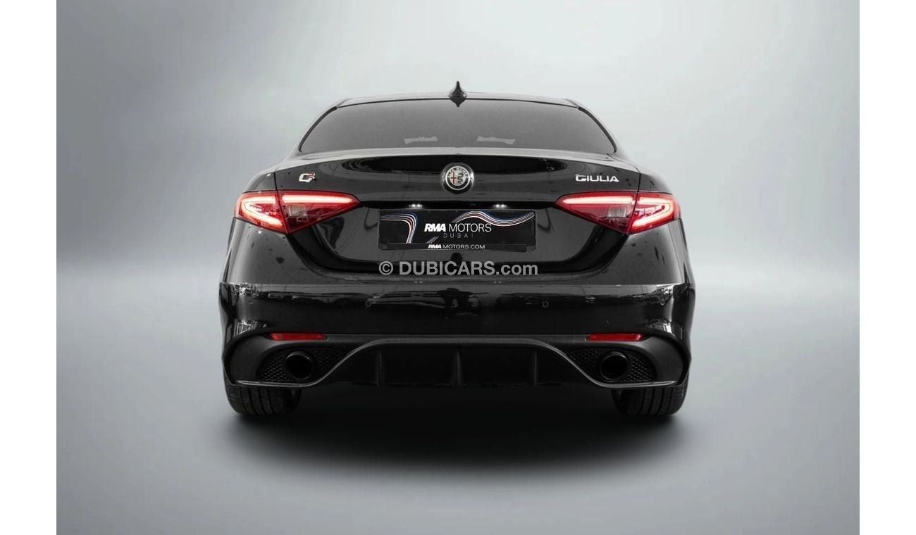 Alfa Romeo Giulia Q2 / 7 Year Alfa Romeo Warranty & 5 Year Service Contract / Low Kms