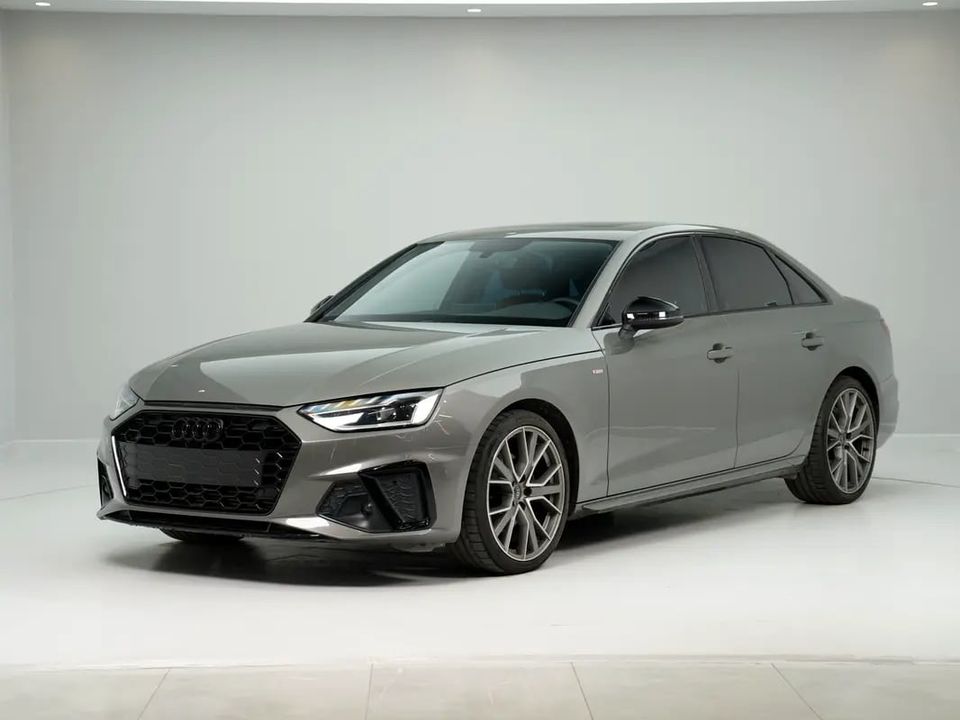 Audi A4 35 TFSI S-LINE