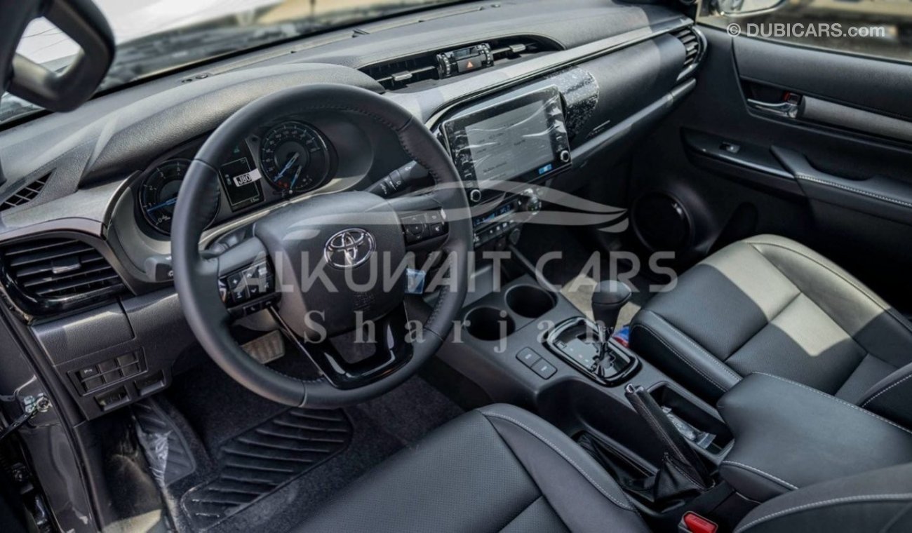 تويوتا هيلوكس TOYOTA HILUX DC ADVENTURE 2.8D AT 4X4 MY2024