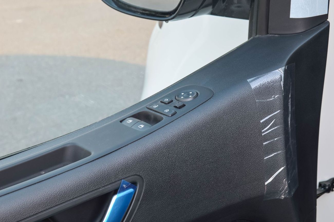 هيونداي ستاريا HYUNDAI STARIA 3.5L FWD PETROL MINIVAN 2025