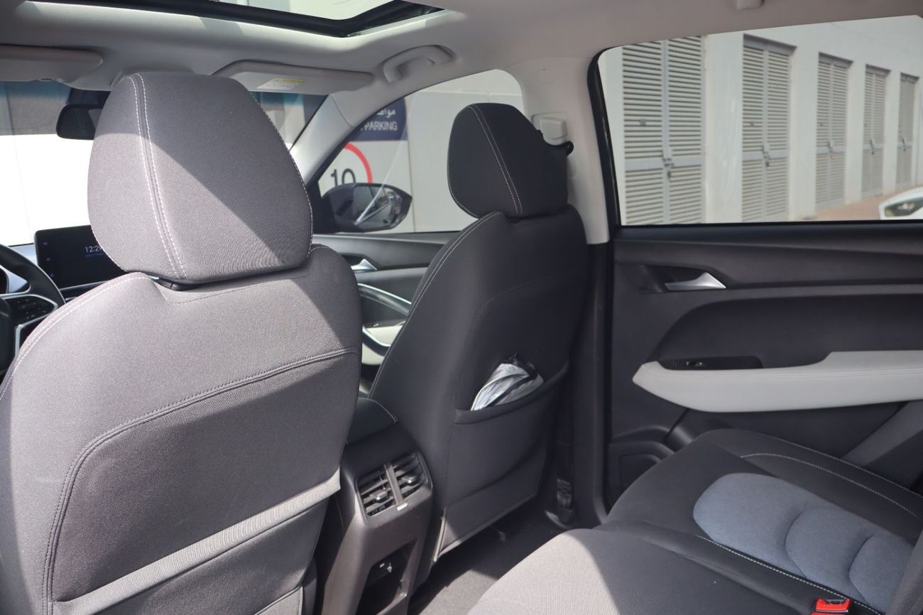 Chevrolet Captiva LT 1.5L (150 HP) (7 Seater)