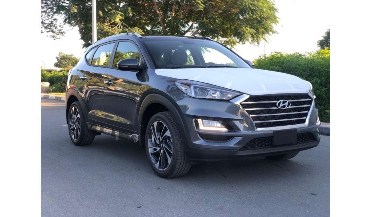 Hyundai Tucson 1.6L AT Petrol panorama Push Start  power seat wireless charger 18" Alloy wheels