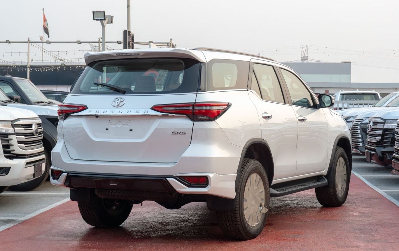 Toyota Fortuner SR5