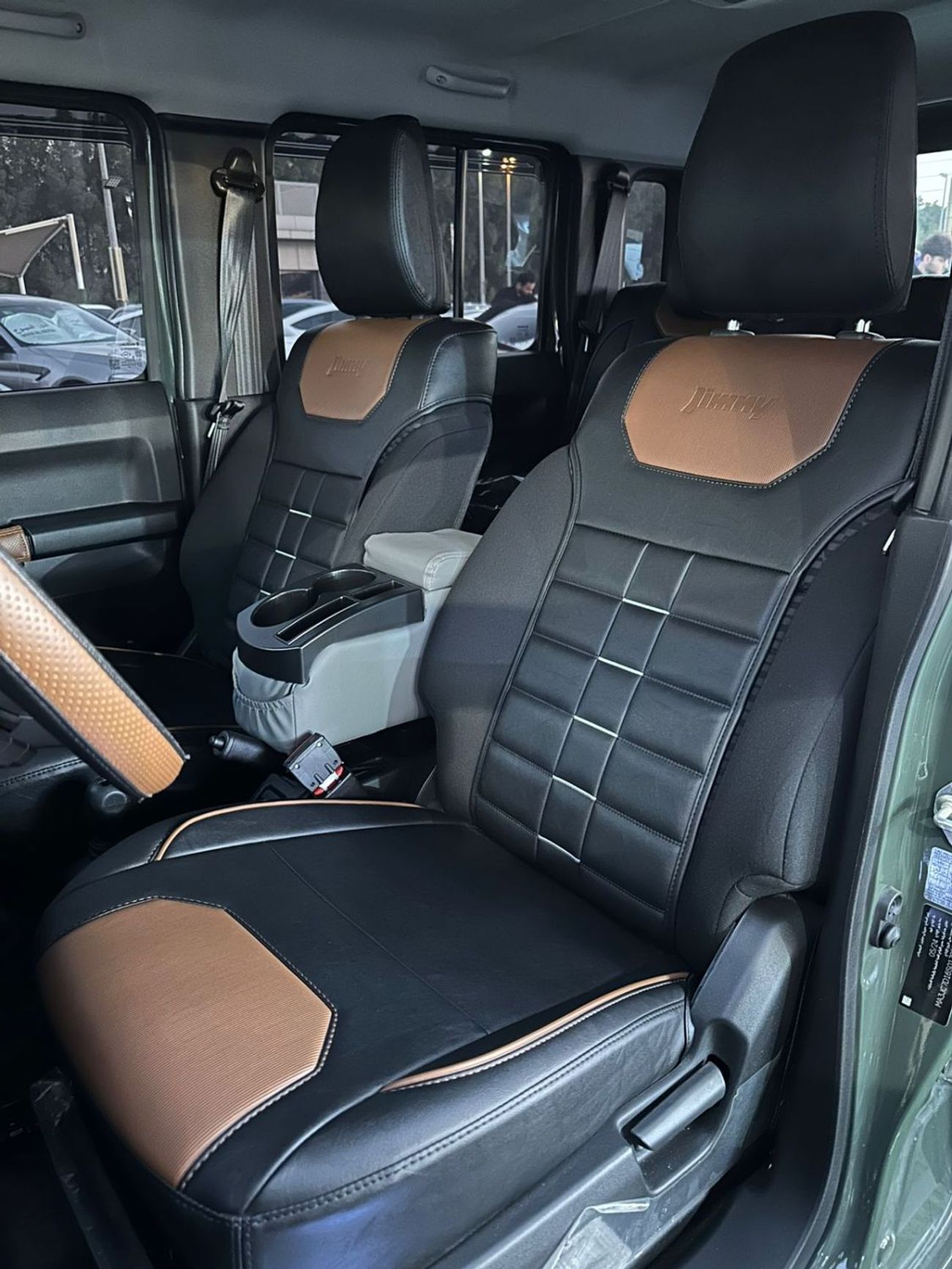 سوزوكي جيمني سوزوكى جيمينى 2025 فل ابشن جير عادى 4 ابواب تشييكات وكاله تحت الضمان صبغ وكالة