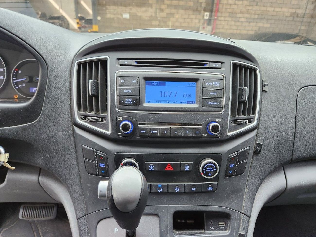 هيونداي جراند ستاريكس 2019 HYUNDAI THE NEW GRAND STAREX (D) 2.5 Wagon Style 12seat