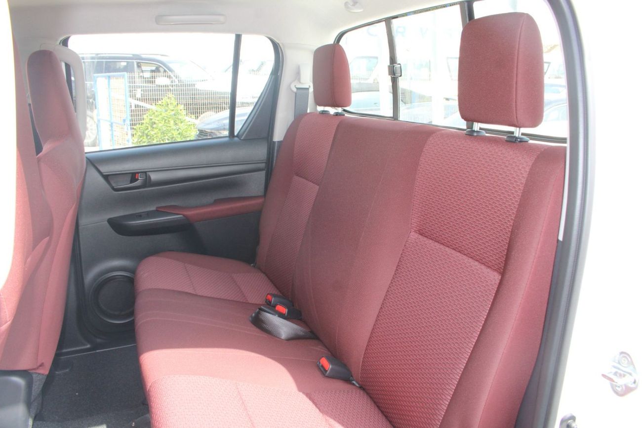 تويوتا هيلوكس TOYOTA HILUX 2.4L DIESEL 4WD DOUBLE CAB DLX-G MANUAL