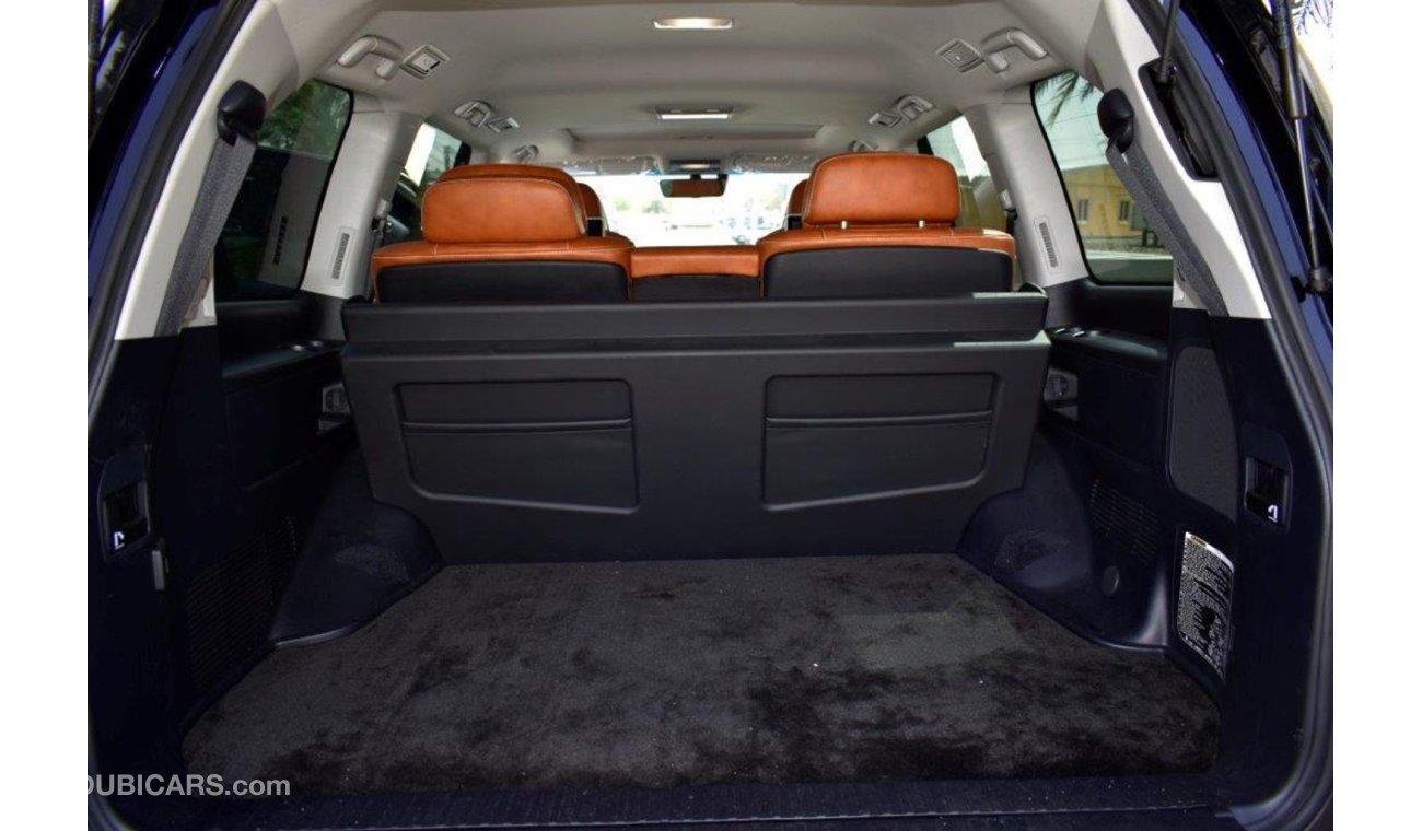 Toyota Land Cruiser LC200 Grand TouringS with Carat Individual Luxury Seats