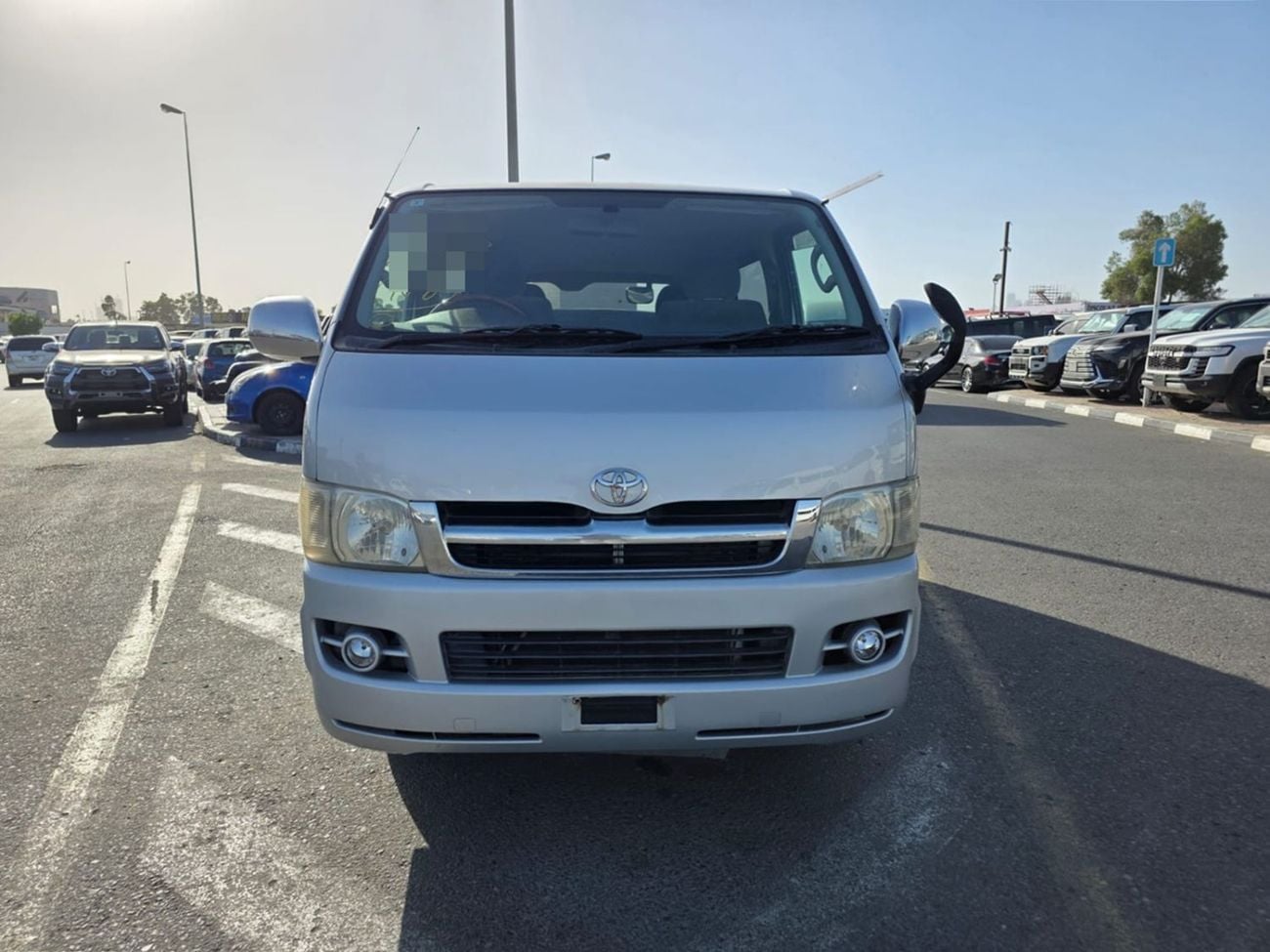 Toyota Hiace TOYOTA HIACE VAN RHD 2006 MODEL 2.0 L PETROL AUTOMATIC(PM36387)