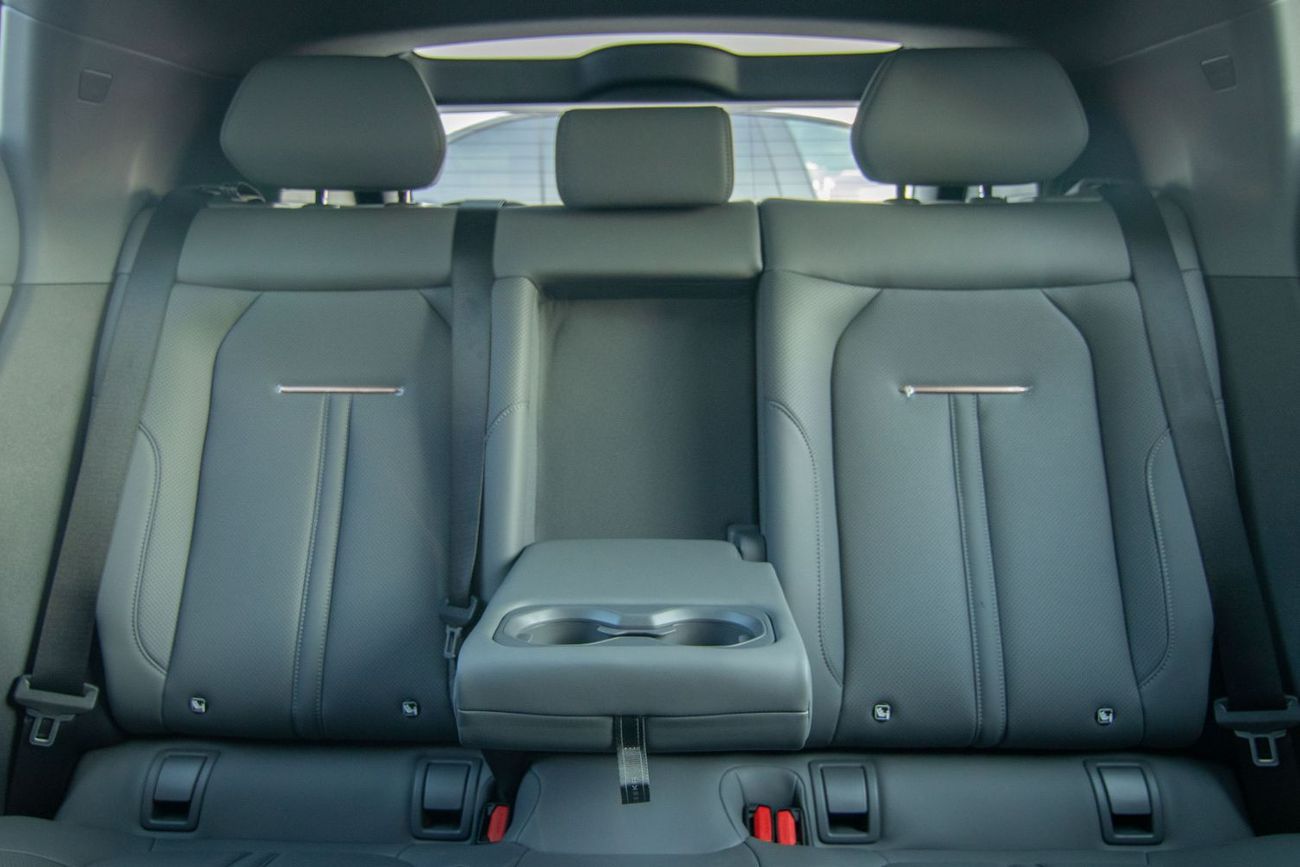 زيكر X 2026 ZEEKR X | STANDARD | RWD | GCC | 560 KM | 275 HP | EXPORT ONLY