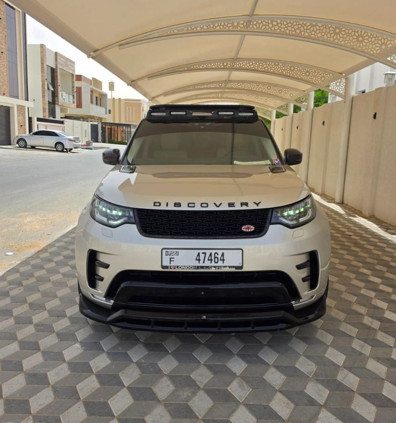 Land Rover Discovery HSE LUXURY
