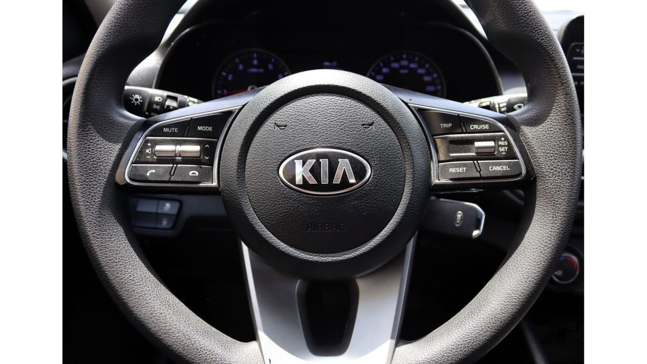 كيا سيراتو EX خالية من الحوادث - خليجي - مكينة 1600 سي سي - بحالة الوكالة من الداخل والخراج