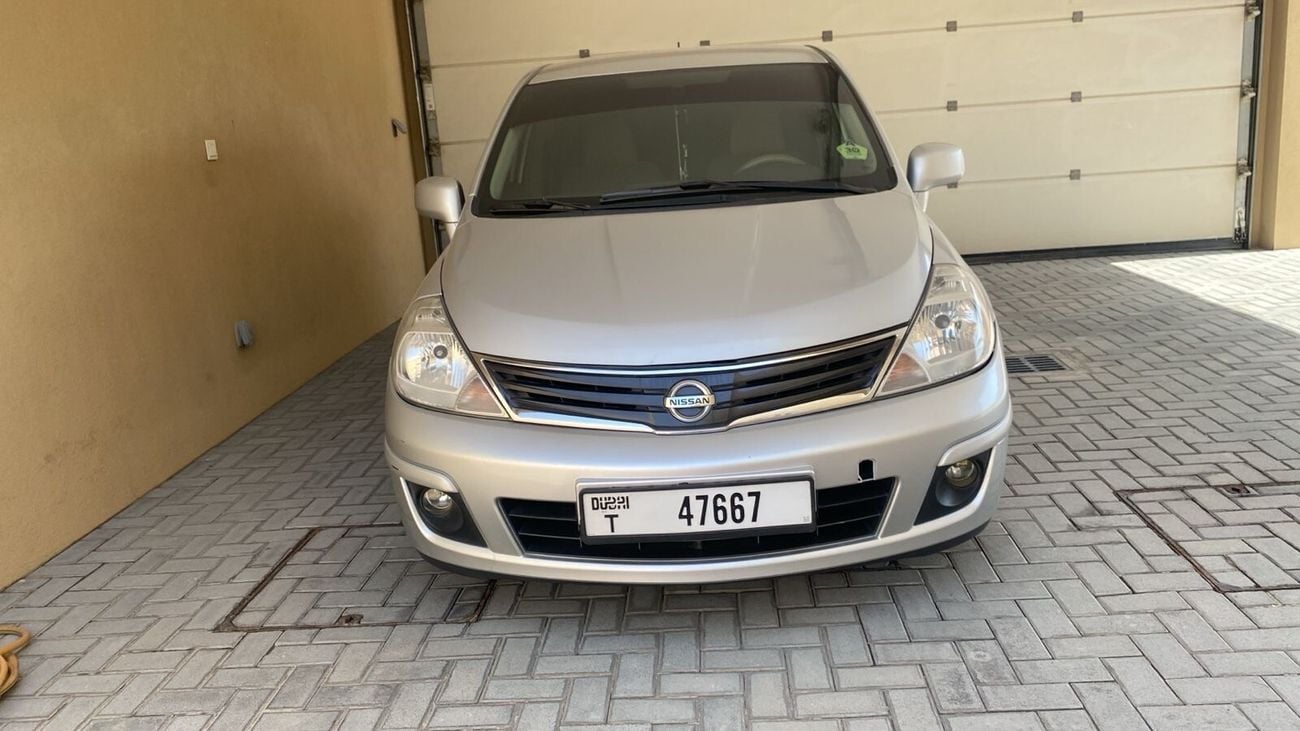Nissan Tiida