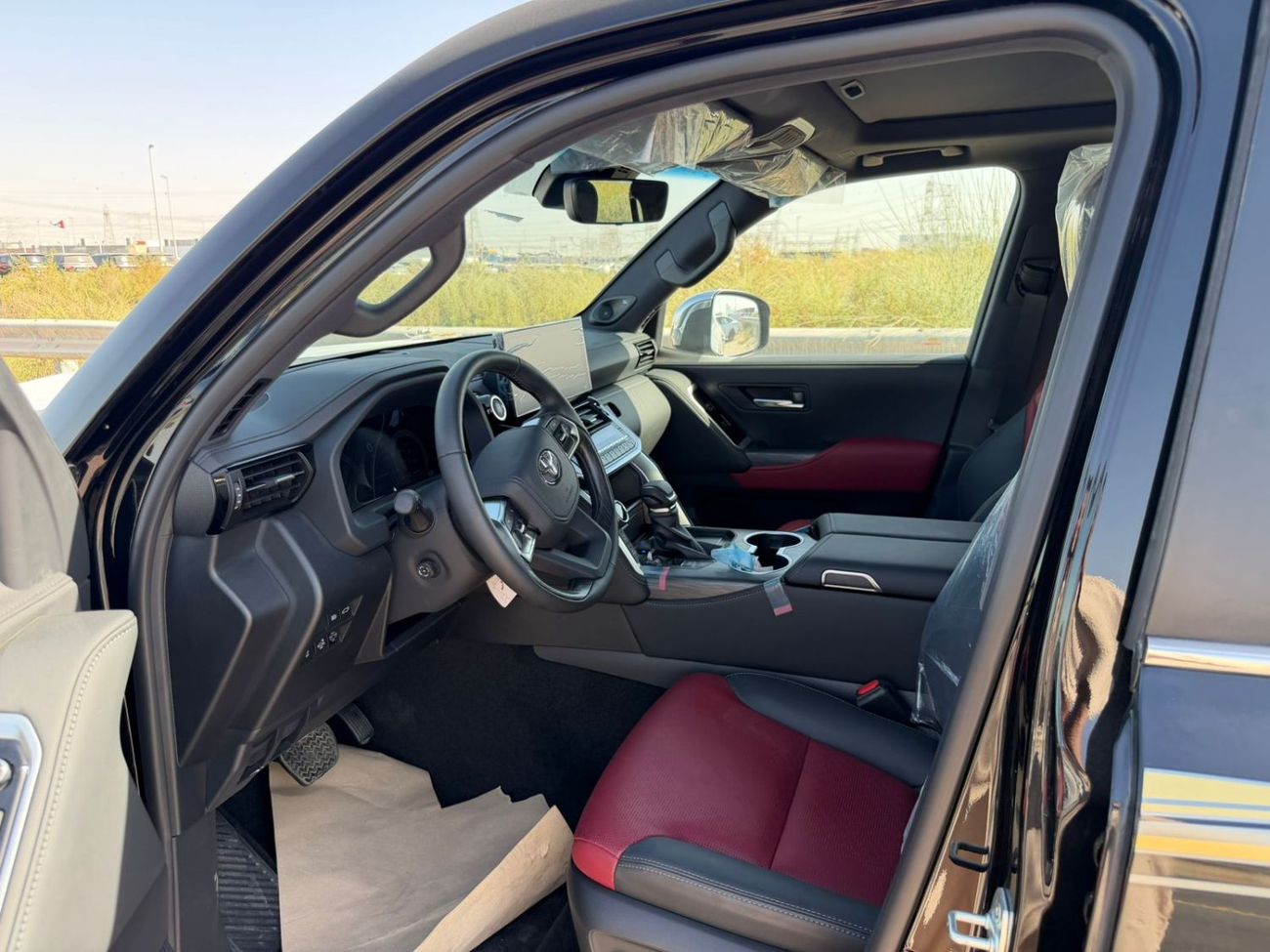 تويوتا لاند كروزر Toyota Land Cruiser VXR 3.5 2026 Full option Oman