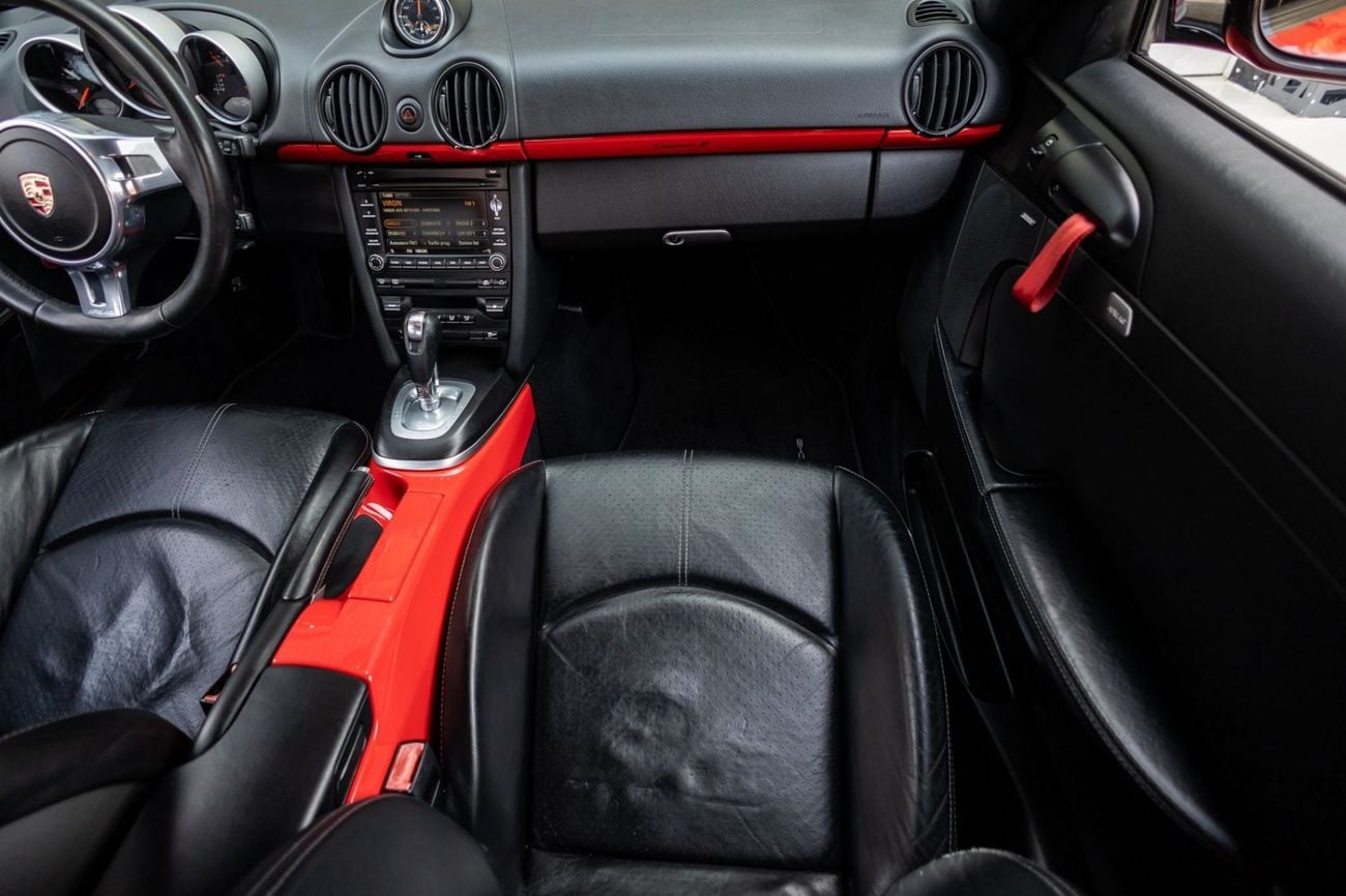 Porsche Cayman R 3.4L 2012 Porsche Cayman R GCC