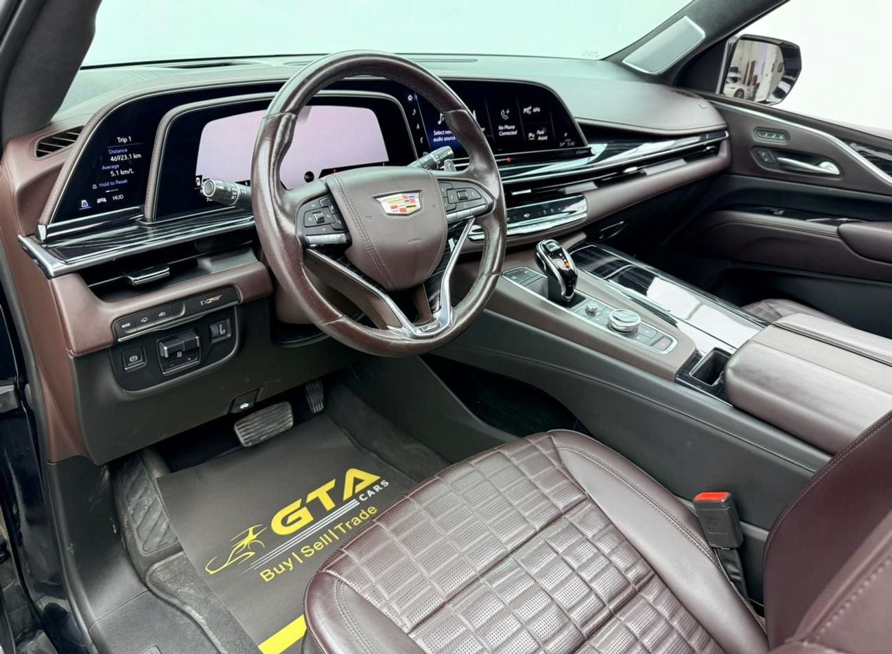 كاديلاك إسكالاد Escalade-V 6.2L 2023 Cadillac Escalade V, 2027 Cadillac Warranty, 2028 Cadillac Service Pack, GCC