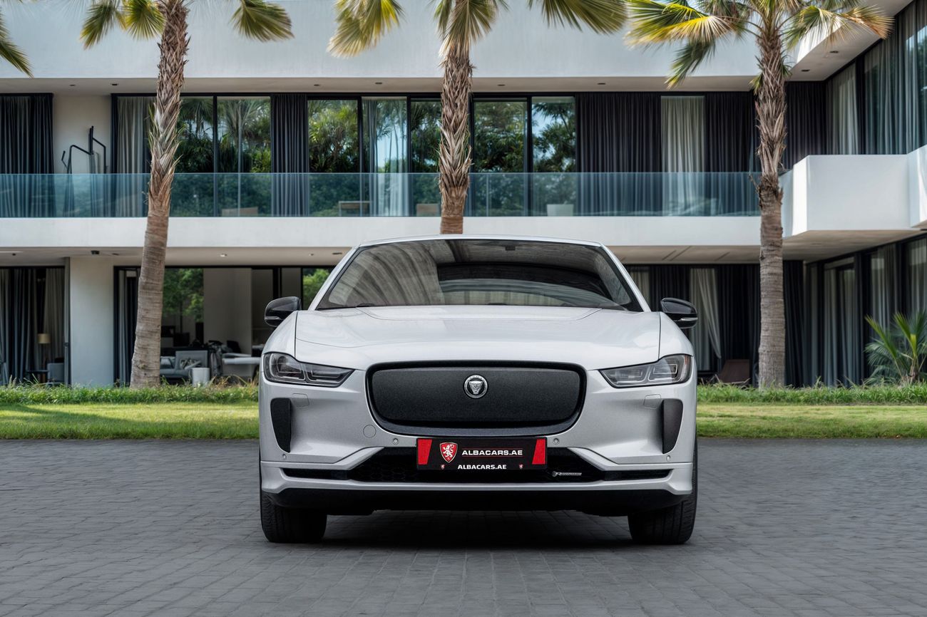 جاكوار ای بيس 2,546 P.M | 0% Downpayment | JAGUAR I-PACE SE | IMMACULATE!
