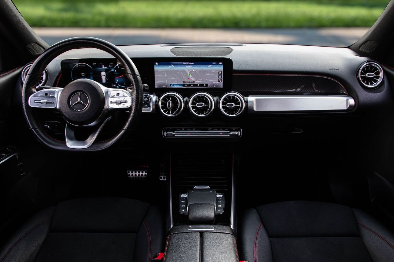 Mercedes-Benz GLB 250 GLB 250 AMG | 2,840 P.M  | 0% Downpayment | Low Mileage!