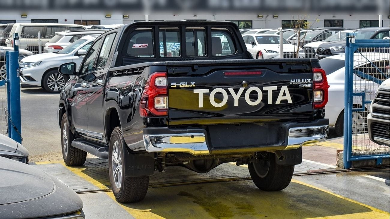 Toyota Hilux 2024 TOYOTA HILUX  2.7L PETROL MANUAL SAUDI SPECS