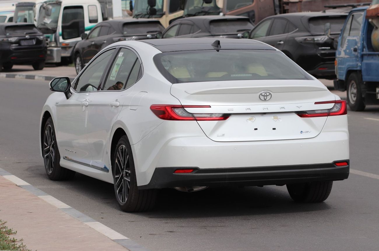 Toyota Camry 2.5LE, KEYLESS ENTRY,PUSH START, PANORAMIC ROOF, ALLOY WHEELS, MODEL 2026
