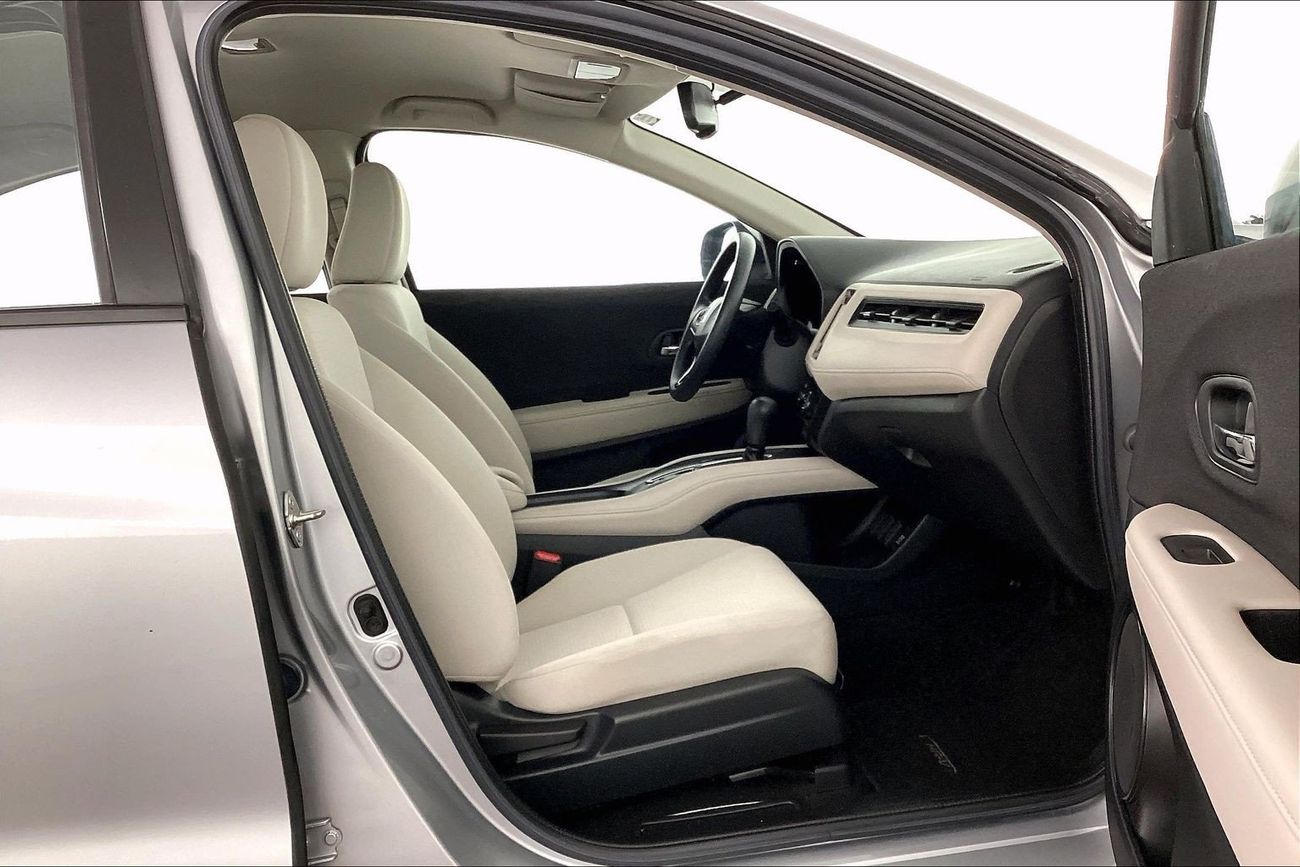 هوندا HRV LX | Carnival Sale • UP TO AED 20,000 OFF | شامل الضمان | 0 ﺪﻔﻋﺓ ﺃﻮﻟﻯ